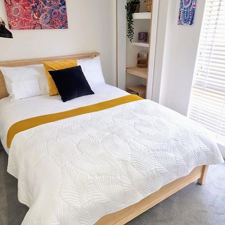 Queen Bed Apartment- No Sharing, Your Very Own Space Quinns Rocks 外观 照片